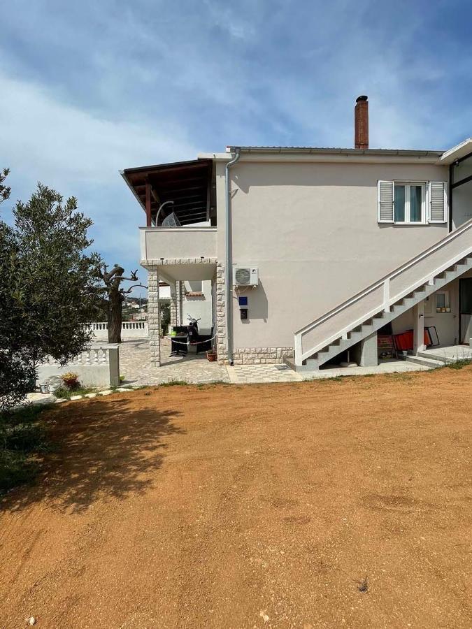 House Stojakovic Banjol Exterior foto